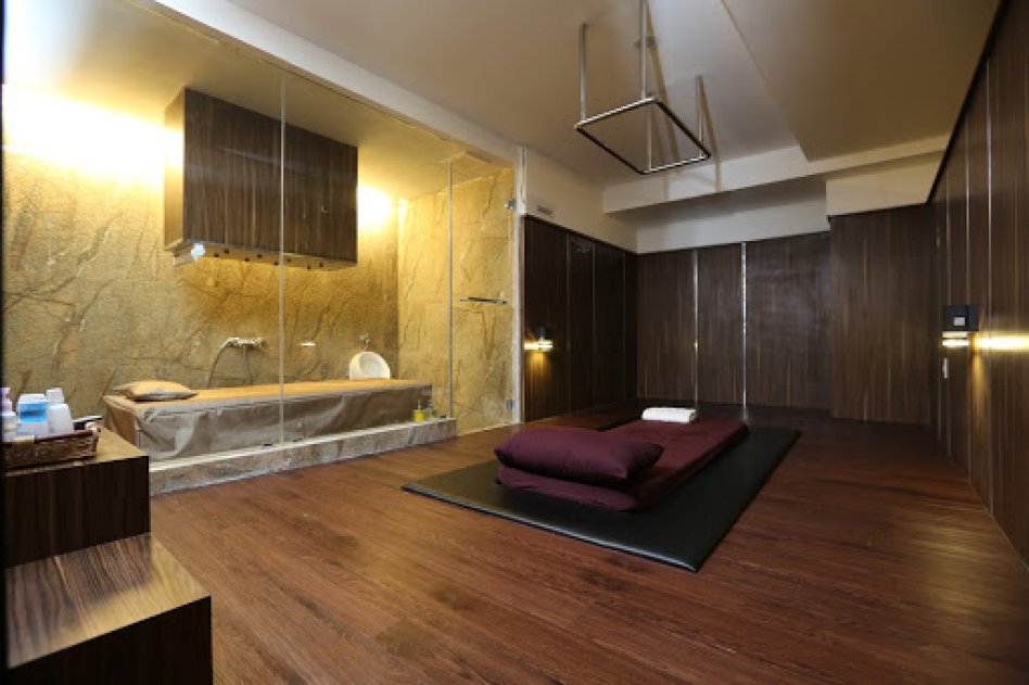 Ruangan Massage Delta Spa