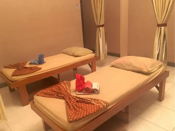 Ruangan Massage Dgarden