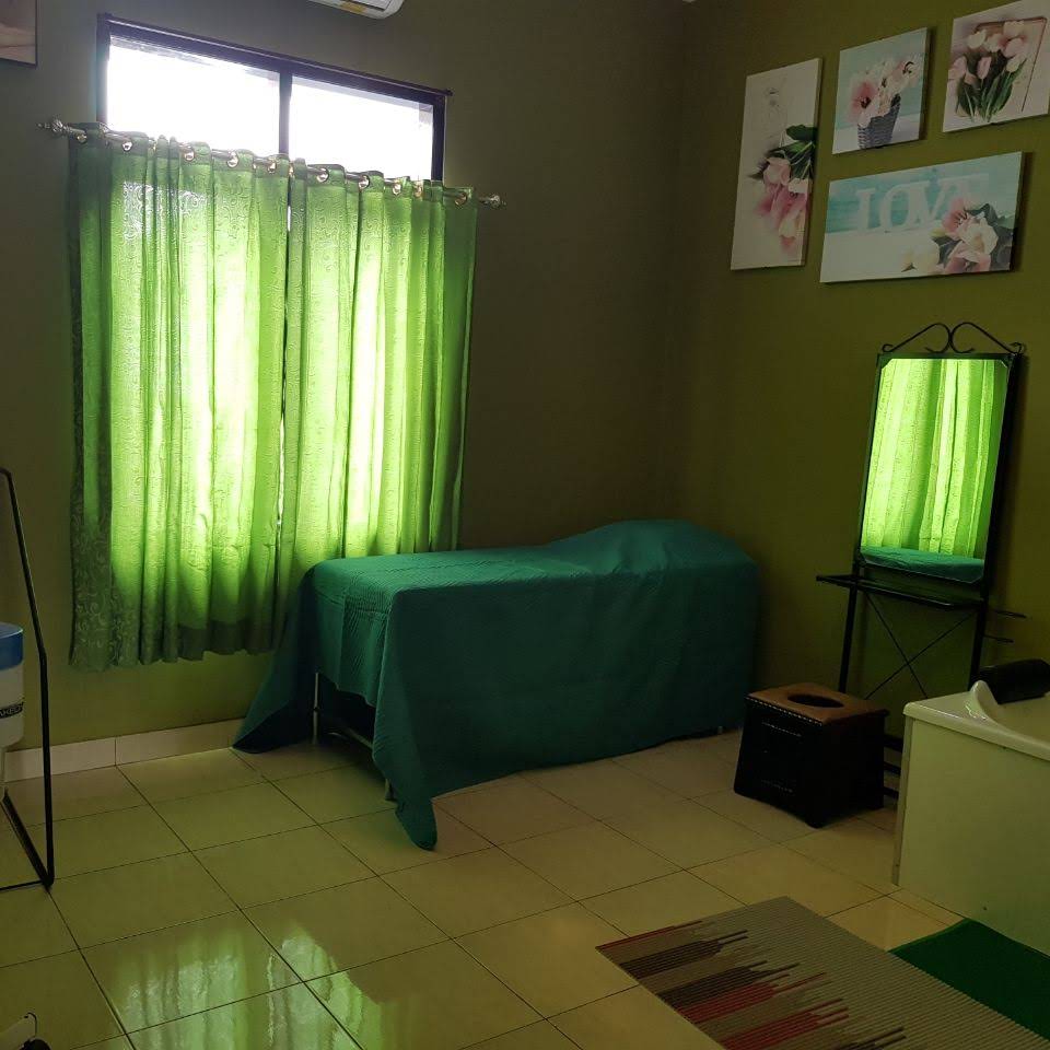 Ivondora Beauty Spa & Salon Massage Room