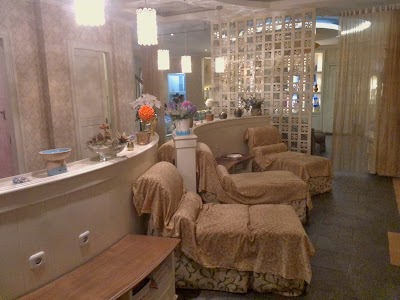 Mom N Jo Treatment Corner